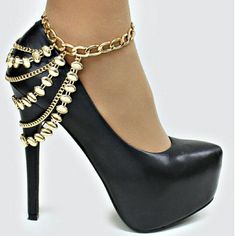 Gold Tone Shoe Chain, Shoes Pictures, Gold High Heels, Boot Bling, Rock Girl, Beautiful High Heels, Ankle Chain, Fancy Earrings, Boot Jewelry