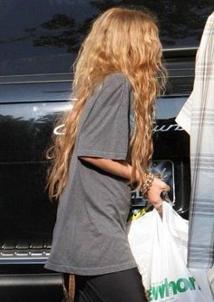 Long Blonde, Good Hair Day, Long Blonde Hair, Grunge Hair, Aesthetic Hair, Messy Hairstyles, Hair Day, Pretty Hairstyles, Wavy Hair