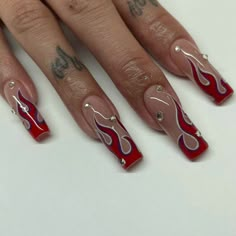 Red Edgy Nails, Acrylic Nails Grunge, Red Black Nails Designs, Halloween Aesthetic Nails, Nail Inspo Grunge, Grunge Nails Acrylic, Grunge Nail Art, Acrylic Nails Halloween, Nails Funky