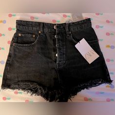 Black Shorts Size - 4 Casual Black Bottoms With Button Closure, Casual Black Cutoff Jeans, Zara Black Cotton Bottoms, High Rise Black Jean Shorts With Button Closure, Black Zara Jeans With Pockets, Zara Black Jeans With Pockets, Chic Black Summer Jeans, Black High Waist Summer Jeans, High Waist Black Summer Jeans