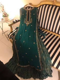 Pakistani Fashion Party Wear, Salwar Kamiz, Simple Pakistani Dresses, Designer Party Wear Dresses