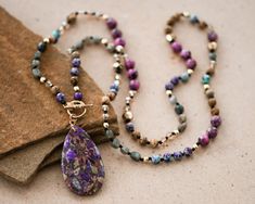 Amethyst Necklace Aesthetic, Bohemian Teardrop Pendant Necklace With Large Stone, Bohemian Multicolor Necklace With Large Stone, Multicolor Necklace With Large Stone For Gift, Crystal Protection Necklace, Crystal Protection, Purple Stone Necklace, Jewelry Wishlist, Paper Beads Necklace