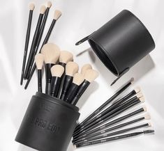 BPerfect The Pro Edit - 20 Piece Luxury Brush Set – Glam Raider Nano Technology, Highlighter Brush, Brow Brush, Latest Makeup, Makeup Game, Face Brush, Brush Holder