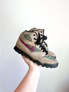 VTG NIKE 90s leather hiking boots  Size 7 women's  Classic 90s hiking boots, love the colorway! Regular wear, lots of life left! Soles are barely worn as shown in pics Vintage Hiking Boots, Nike Leather, Leather Hiking Boots, 90s Nike, Granola Girl, Camping & Hiking, Boot Shoes Women, Granola, Hiking Boots