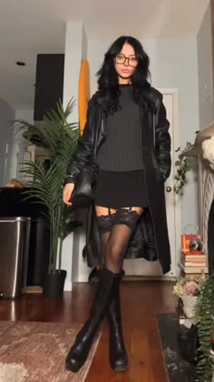 Thigh High Stocking Looks, Lilrotini Outfits, How To Wear Stockings, Thigh High Stockings, Tights Outfit, Grunge Style, Edgy Outfits, Lookbook Outfits