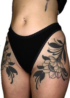 Thigh Sleeve Tattoo, Back Of Thigh Tattoo, Aesthetic Tattoo Ideas, Symmetrical Tattoo, Ab Tattoo, Torso Tattoos, Hip Tattoos Women, Tattoed Women, Memorial Tattoos