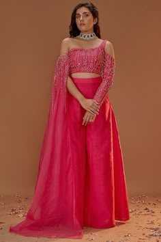 Silk Indo Western Outfits, Ruffle Saree Designs, Pink Anarkali Suits, Fashion Course, Indo Western Outfits, Lengha Blouse Designs, Beautiful Gown Designs, Gharara Designs