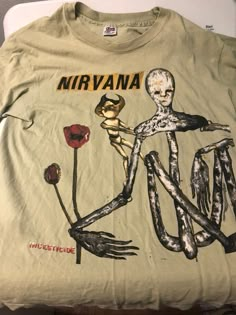 Vintage Nirvana, Selling Clothes, Kurt Cobain, Nirvana, School Outfits, Fitness Inspo