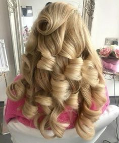 Clothes Feminine, Stockholm Stil, Stockholm Style, Hair Stylies, Copenhagen Style, Princess Art, Cute Clothes, Hair Inspo Color, Dream Hair