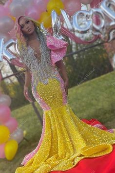 Prom Dresses Blue And Yellow, Prom Dresses Yellow And Pink, Yellow Wedding Dresses Mermaid, Pink Diamond Prom Dress, Pink And Gold Prom Dress, Pink Mermaid Dress With Sweep Train For Prom, 2k24 Prom, Prom Desses, Yellow Prom Dresses