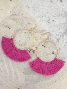 Gold hoop earrings with fringe,beads and cotton threads  Color : hot pink ●materials: gold plated hoop earrings. ,beads, threads  High quality plating with durable and long lasting. Very light and thin wires.  ●Size: hoop 3cm in total around 4.7cm  ●shipping : $1.50  with Japanese postal service by air ( Non registered, no tracking ) ●simple with love.  If you have any questions, please feel free to contact me anytime(^O^) Earrings Macrame, Pink Tassel Earrings, Girl Time, Gold Sunburst, Silk Thread Jewelry, 2 Earrings, Thread Jewellery, Statement Accessories, Pink Tassel