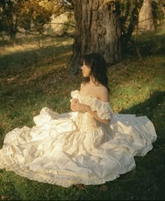 Pre Debut Photoshoot, Debut Theme, Era Victoria, Fairytale Photoshoot, Quinceanera Photoshoot, Debut Photoshoot, Fairy Photoshoot, Debut Ideas, Royal Core