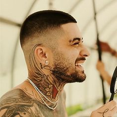 Haircuts With Mustache, Modern Buzzcut Men, Zayn Hairstyle, Mens Hairstyles Fine Hair, Buzzcut Men Fade, Iconic Haircuts, Butch Haircuts, Shadow Fade, Buzzcut Men