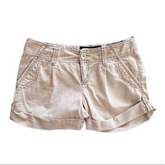 Nwot Vintage Abercrombie Oatmeal Beige Sand Cuffed Shorts Size 12 Girls Never Worn, Tags Removed. Pristine Inside And Out, No Flaws Noted. Please Refer To Pictures For Detailed Excellent Condition Of Listed Item As They Are Essential Part Of The Description. Measurements Taken While Item Is Laying Flat And Unstretched: Waist 14” Rise 6.5” Inseam 3” Outseam: 9” Leg Opening: 10.5” I Only Sell Authentic Items, Purchased By Me Personally From Reputable Retailers And Trying To Describe My Listings To Tan Shorts, Me Personally, Cuffed Shorts, Dream Closet, Vision Board