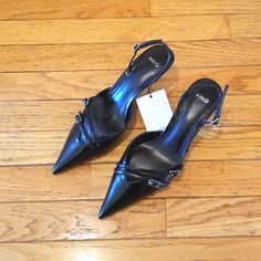 Never Worn, Pointed Toe With 2.75 Inch Heel, Size 35. Mango Shoes, Mule Clogs, Mules Shoes, Clogs, Mango, Women Shoes, Heels, Women Shopping, Black