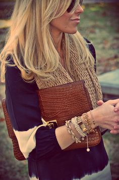 taupe, tan, navy Outfit Office, Happily Grey, Ray Ban Aviator, Looks Street Style, Mode Inspo, Looks Chic, Classy And Fabulous, New Classic, Look Plus