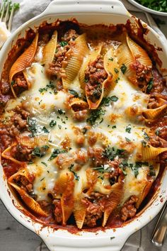 Quick Easy Dinner For Two Healthy, Beef And Cheese Stuffed Shells, Ground Beef Supper Recipes, Easy Casserole Healthy, Healthy Stuffed Shells Clean Eating, Stuffed Shells With Ground Beef And Cream Cheese, Protein Stuffed Shells, Anniversary Supper Ideas, Ground Beef Recipes Oven