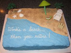 there is a cake that has been made to look like the beach