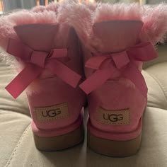 Brand New Pink Ugg Boots, 2000s Fits, Cute Uggs, Ugg Sneakers, Flower Hoodie, Pink Uggs, Fav Shoes, Wish Board, Holiday Wishlist