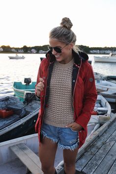 Travel Guide: Kennebunkport, Maine By Styled Snapshots Summer Vacations, Estilo Preppy, Outfit Jeans, Outfits Winter, 가을 패션, Vacation Outfits, Mode Inspiration, Outfit Casual