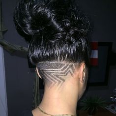 Undercut Patterns Women, Shaved Hair Designs Undercut, Undershave Designs, Girl Undercut Design, Undercut Designs For Women, Girls Undercut, Girl Undercut