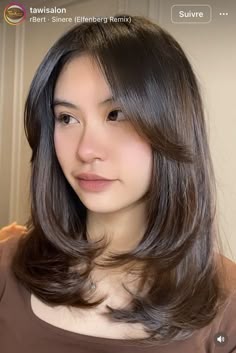 Haircuts For Medium Length Hair, Hair Style Korea, Hair Inspiration Long, Layered Haircuts For Medium Hair, Bangs With Medium Hair, Hairstyles For Layered Hair, Haircuts For Medium Hair, Long Brown Hair, Haircuts Straight Hair