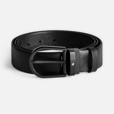 A reliable companion to every ensemble, this 3.5 x 120 cm belt is crafed on an elegant Saffiano-printed leather. To further enhance the refined feel, the leather strap is complemented by a horseshoe buckle and adorned with a subtle Montblanc emblem. Timeless Leather Belt For Office, Luxury Pens, Luxury Belts, Pen Accessories, Pen Pouch, Ring Bag, Hendrix, Luxury Gifts, Office Accessories