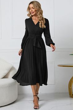 pattern: plainProcess: creasingStyle: HedgingCombination form: single pieceSkirt length: mid-length skirtSkirt type: A-line skirtCollar type: V-neckSleeve type: lantern sleeveSleeve length: long sleevesWaist type: mid-waistPopular elements: lacesSize: S,M,L,XL,XXLPlacket: pullover Size Chart Chest: Place the tape close under the armhole and measure from side seam to side seam. Waist:This is the narrowest part of the waist. Place the tape from side to side directly at the waistline. Hip:Place the Long Sleeve Black Midi Dress, Black Fit And Flare Dress, Floral Embroidery Dress, Fashion Decor, Bridesmaid Outfit, Estilo Chic, Chic Casual, Wedding Dreams, V Neck Dress