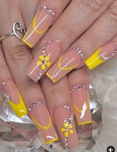 Tweety Bird Nail Design, Yellow Acrylic Nails, Acrylic Nails Yellow, Purple Acrylic Nails, Pretty Toe Nails, Gold Glitter Nails, Stylish Nails Designs