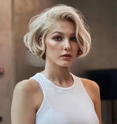 Stacked Hairstyles, Neck Length Hair, Chin Length Hair, Hair Inspiration Short, Sassy Hair, Cut Hair, Short Hair Haircuts, Pretty Hair