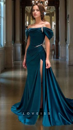 Green Satin Prom Dress, Prom Dress With Train, Classy Prom, Beaded Evening Gowns, Classy Prom Dresses, Prom Dress Inspiration, Pretty Prom Dresses, فستان سهرة, Satin Prom Dress