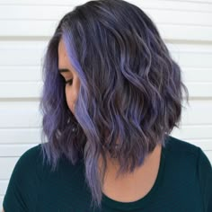 Short Lilac Hair, Lilac Hair Color, Color Streaks, Latest Hair Color, Hair Color Streaks, Violet Hair, Dark Red Hair, Lilac Hair, Hair Streaks