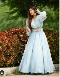 Wedding Outfit Skirt, Crop Top Outfits Indian, Sky Blue Lehenga, Suit Sharara, Blue Lehenga Choli, Skirt Crop Top, Crop Top Lehenga, Function Dresses, Girls Designer Dresses