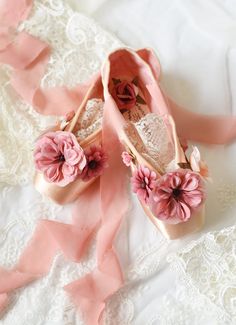 A beautiful pair of pointe shoes, decorated with pink flowers and dusty rose chiffon ribbons, Very romantic and summery looking, these shoes could be a lovely gift for a spring recital or the end of the ballet school year, or a beautiful piece of a ballerina's room decor. These shoes are Chacott Veronese, a Japanese company originally, later bought by Freed, and although most Chacott Veronese pointe shoes these days are made in UK, this pair was made in Japan; the manufacturer's stamp can be see Pointe Shoes Decorated, Pink Pointe Shoes, Ballerina Room Decor, Ballerina Room, Pointe Shoe, Shoe Ideas, Ballet School, The Ballet, Ballet Costumes