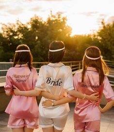 Elevate your bridal party experience with our luxurious DICOTS Bridesmaid Pajamas Set. Perfect for bridesmaid proposals, bridal showers, and wedding day preparations, these satin pajamas are a thoughtful and stylish gift for your bridesmaids. Key Features: Premium Satin Material: Soft, smooth, and comfortable for a restful night's sleep. Customizable: Available in multiple colors to match your wedding theme. Personalized Touch: Option to add vinyl monograms for a unique, personalized gift. Versa Matching Satin Pajamas, Sleepover Pjs, Bridal Pjs, Satin Bridesmaids Robes, Custom Robes, Customized Bridesmaid Gifts