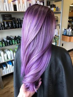 Smokey Lilac Hair, Lavender Hair Ombre, Hair Romance, Quince Ideas, Super Hair, Work Hairstyles