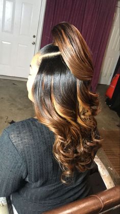 Bday Hairstyles, Weave Bob, Curly Hair Salon, Quick Weave Bob, Black Hair Updo Hairstyles, Weave Styles