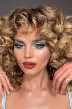 80s Makeup Colorful, 80s Makeup Inspiration, 80s Glam Makeup Editorial, 80s Eye Shadow, 80s Glam Makeup Looks, 80's Make Up Look, 80a Makeup, 80s Makeup Brown Eyes, Late 80s Makeup