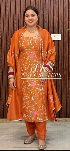 Marriage Suits Women, Hand Work Suits Designs, Punjabi Outfits Wedding, Marriage Suits, Bridal Suits Punjabi, Red Suits, Organza Kurta, Suits For Women Indian