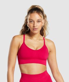 Hot Pink Sports Bra, Girl Walk, Seamless Sports Bra, Cute Everyday Outfits, It Girl, Feel Confident, Summer 2024, Everyday Outfits, Mood Board