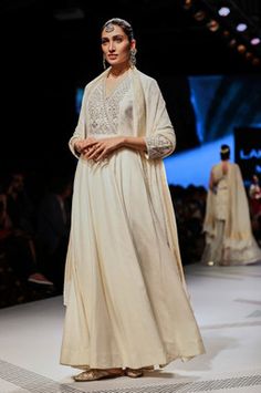 palaces inspired motif Embroidered long kurta with churidar & dupatta Designer Suits Online, Latest Designer Dresses, Long Kurta, Anita Dongre, Indian Bridal Dress, Lakme Fashion Week, Luxury Wedding Dress, Indian Wedding Outfits, Indian Fashion Designers