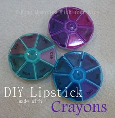 DIY lipstick made with crayons!! Make Your Own Lipstick, Lipstick Container, Makeup Recipes, Crayon Lipstick, Diy Lipstick, Diy Lip Balm, Diy Body Care, Diy Lips, Diy Cosmetics