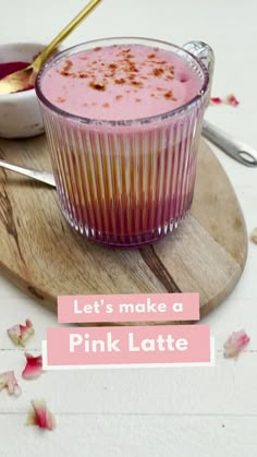 Pink Beetroot Latte Beetroot Latte, Cold Coffee Drinks Recipes, Healthy Coffee Drinks, Coffee Drinks Recipes, Pink Latte, Quick Appetizer, Pink Food, Milk It