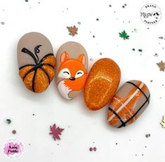 Fox Nail Art Fall, Fall Nails Mushroom, Autumn Fox Nails, Fox Nails Designs Fall, Fox Fall Nails, Cornucopia Nails, Woodland Nail Art, Fall Fox Nails, Fox Nail Designs