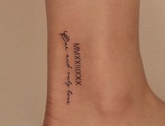 a woman's foot with a tattoo that reads, i am not afraid to see the