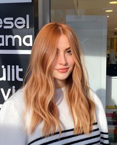 25 Stunning Blonde Hair Color Ideas Beautiful For Every Skin Tone Strawberry Hair, Red Hair Inspo, Hair Color Auburn, Hair Inspiration Color