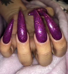 Pink Nails Stiletto, Purple Stiletto Nails, Raspberry Nails, Long Almond Nails, Beautiful Nail Polish, Sharp Nails, Nail Decor, Nails Stiletto, Shiny Nails