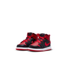 Jordan 1 Mid TD Toddlers (DQ8425-060) Toddler Fits, Hair Sports, Child Shoes, Big Kids Shoes, Jordan Model, Red Puffer, Baby Red, Adventure Baby, Toddler Sneakers