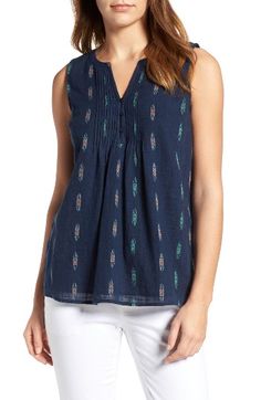 Free shipping and returns on Caslon® Pintuck Top (Regular & Petite) at Nordstrom.com. Sharp pintucks shape a woven, shoulder-baring top made from crisp, cooling cotton that pairs beautifully with sunny days on the deck. Short Kurtis, Simple Kurti, Cotton Kurtis, Traditional Dresses Designs, Teen Clothes, Kurta Neck Design, Work Clothing