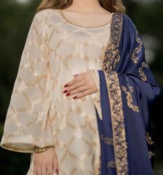 White Velvet Suit, Velvet Dress Designs, Stylish Short Dresses, Salwar Kamiz